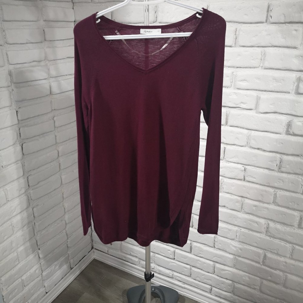 Reitmans Ladies Size Small Long Sleeves Lightweight Burgundy Sweater